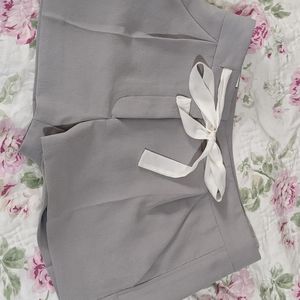 Aritzia Wilfred Exergue shorts